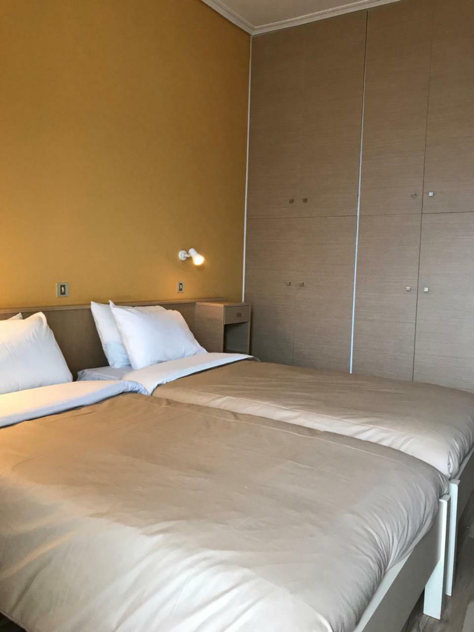 Galaxy Hotel การิสโตส ภายนอก รูปภาพ
