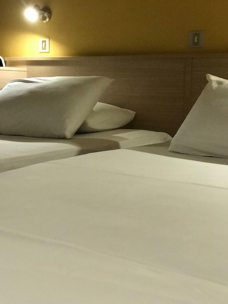 Galaxy Hotel การิสโตส ภายนอก รูปภาพ
