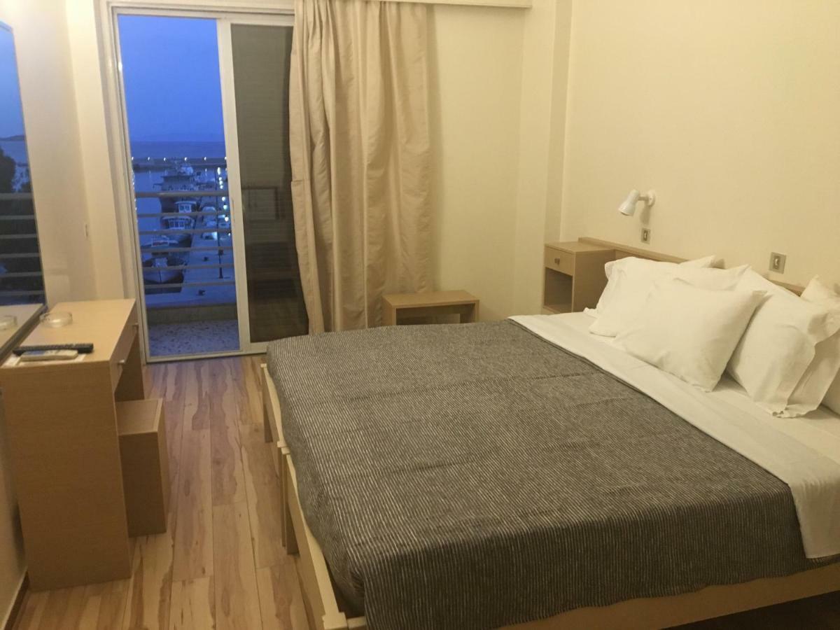 Galaxy Hotel การิสโตส ภายนอก รูปภาพ